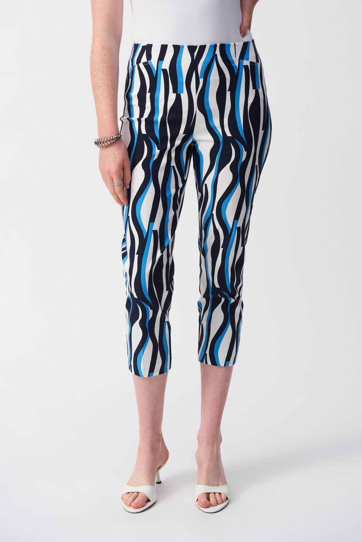 Millennium Geometric Print Crop Pants - Dream Pants