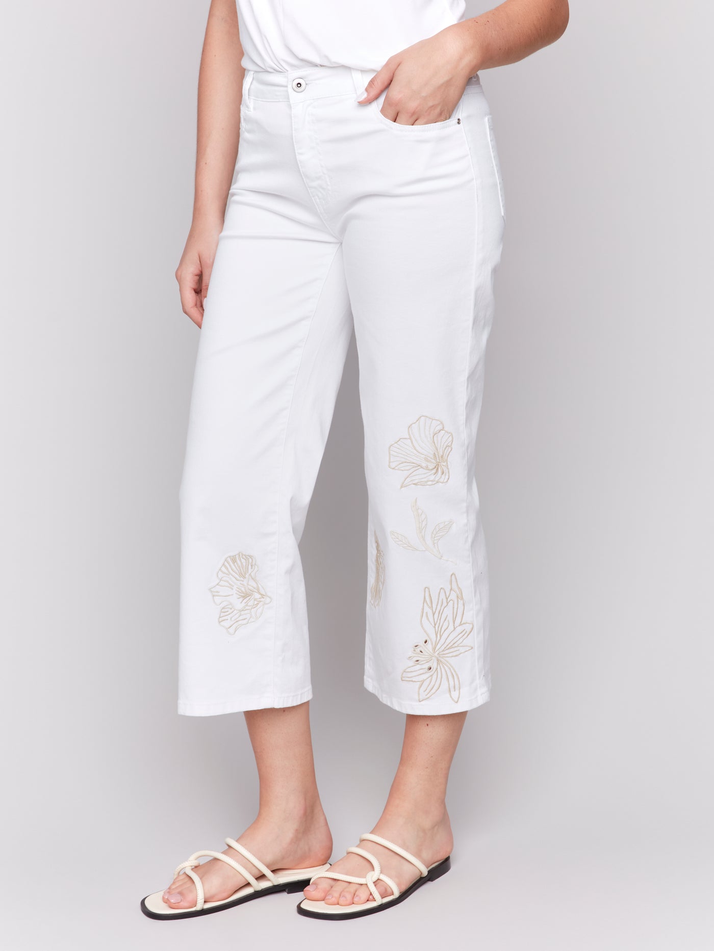 Floral Embroidered Cropped Flare Twill Pants