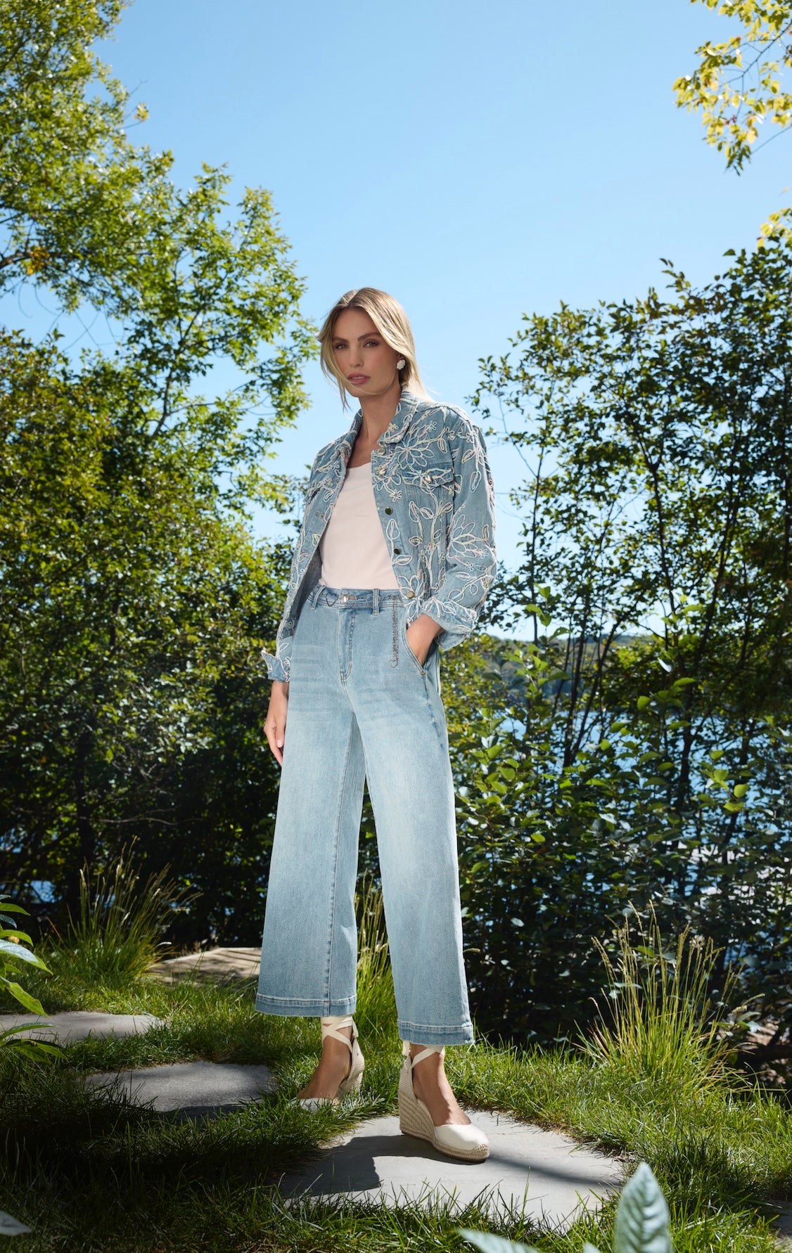 Square Neck ¾ Sleeve Top Frank Lyman