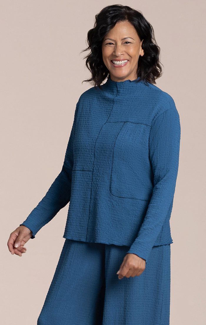 Pop Collage Top Sympli