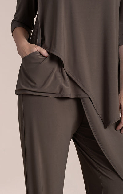 Suitable Secret Pocket Top, 3/4 Sleeve Sympli